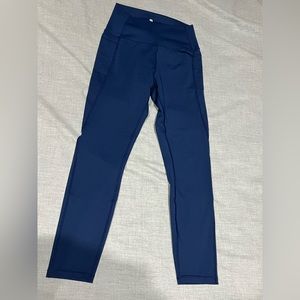Navy Rise Leggings with Pockets. Born primitive. Great condition. Smoke free.